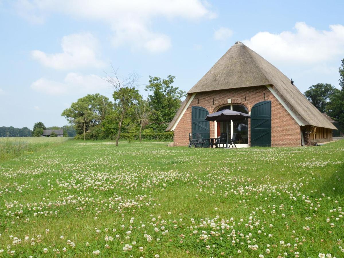 Monumental Farm In The Ash Landscape Villa Geesteren  Bagian luar foto